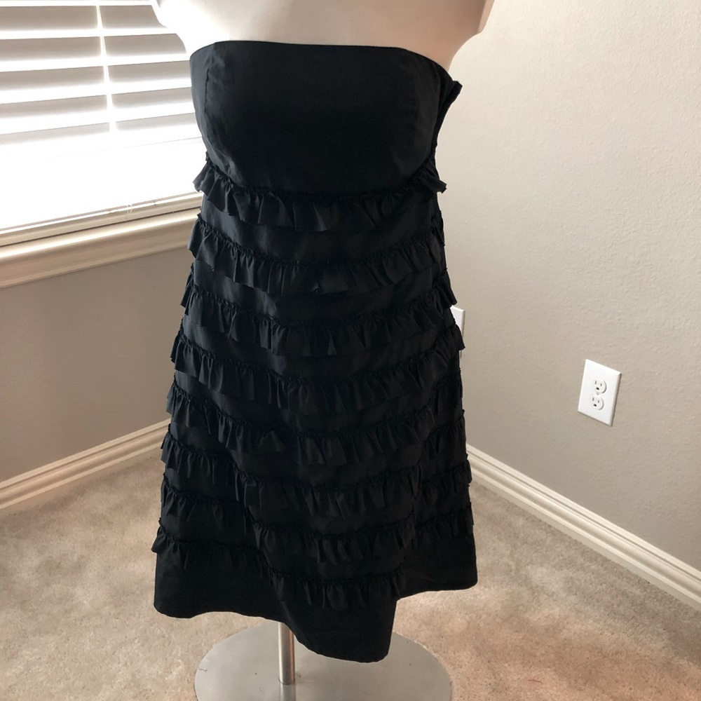 NWT Gap strapless tiered ruffle dress